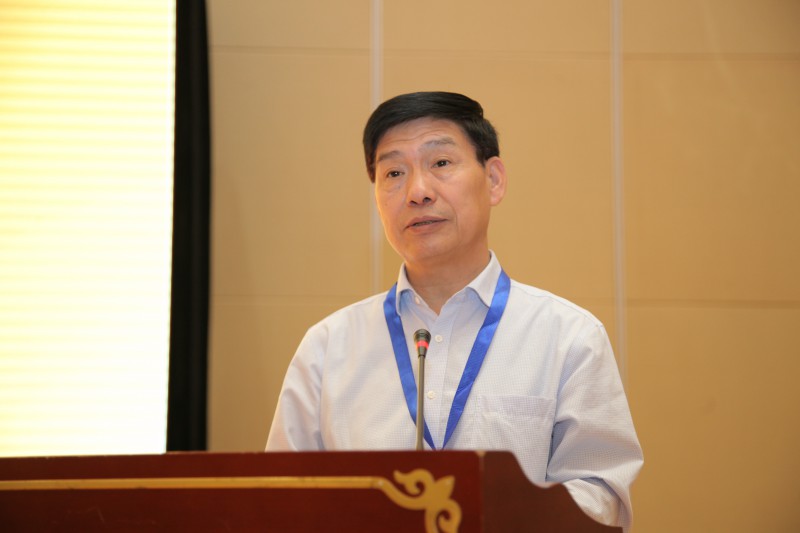 韓士發宣讀促進會成立《倡議書》